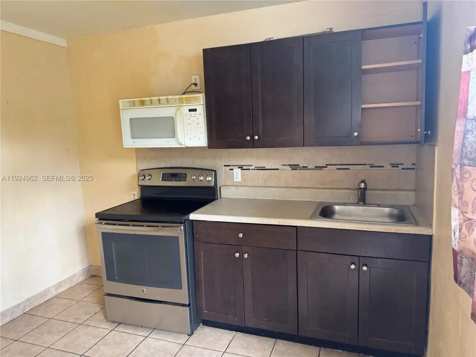 3491 NW 33rd Ct # 0, Lauderdale Lakes FL 33309