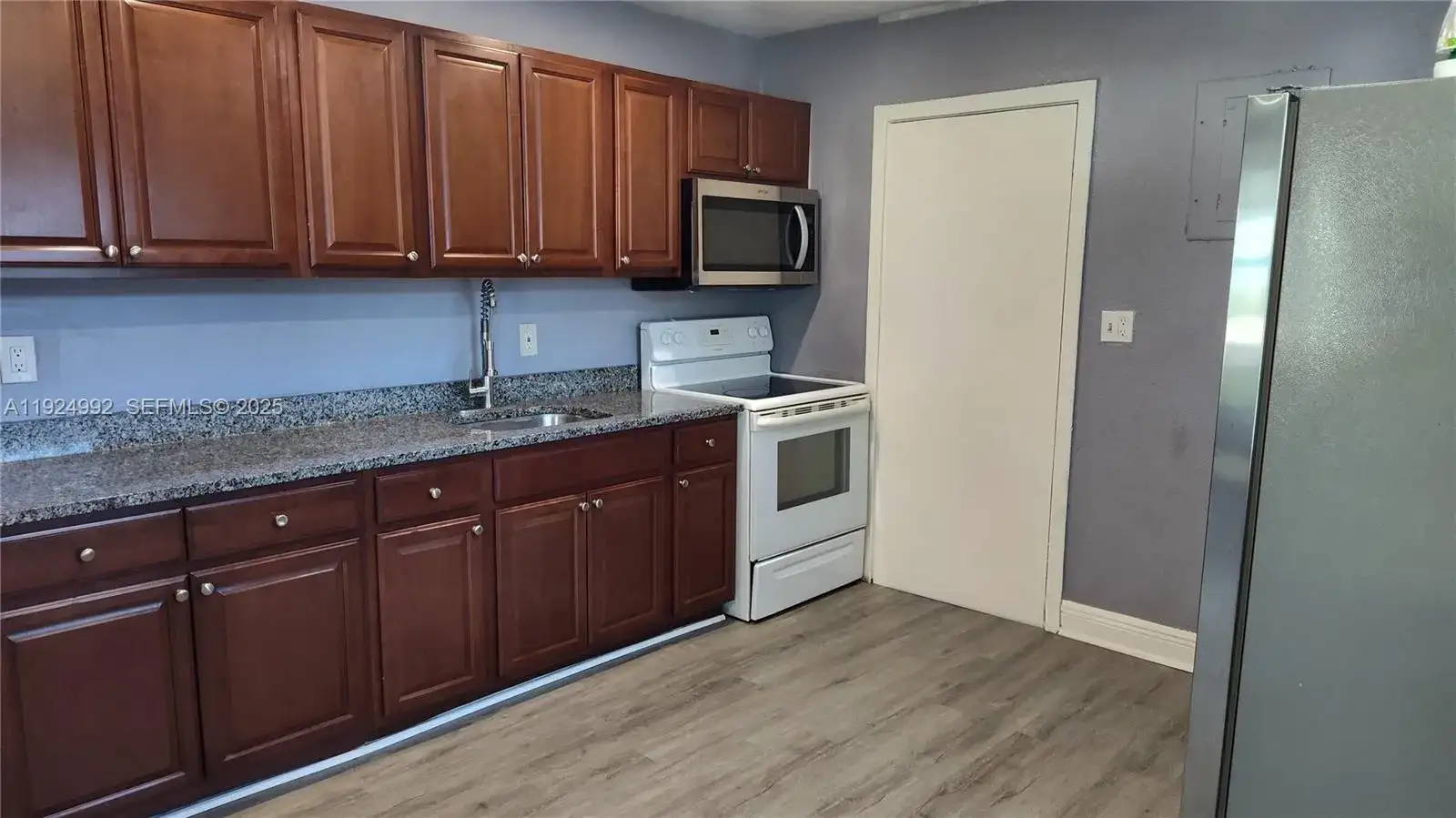 849 W 2nd St # A, Riviera Beach FL 33404 photo 2