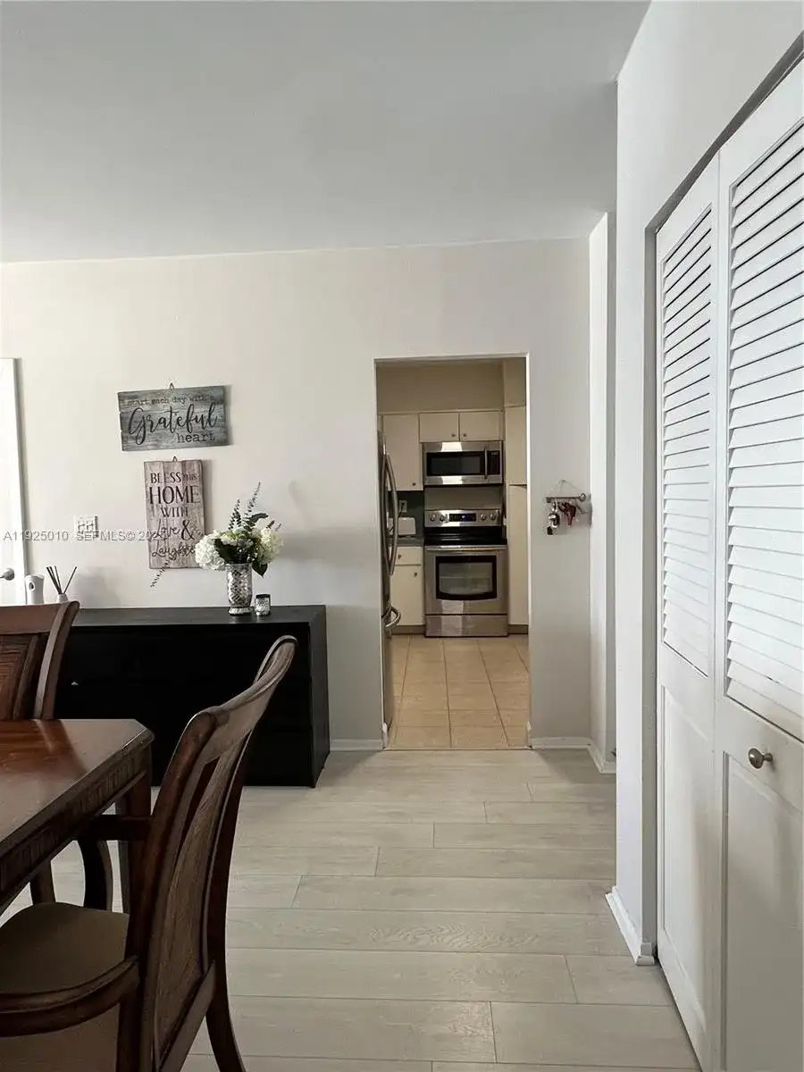 300 Bayview Dr # 211, Sunny Isles Beach FL 33160 photo 5