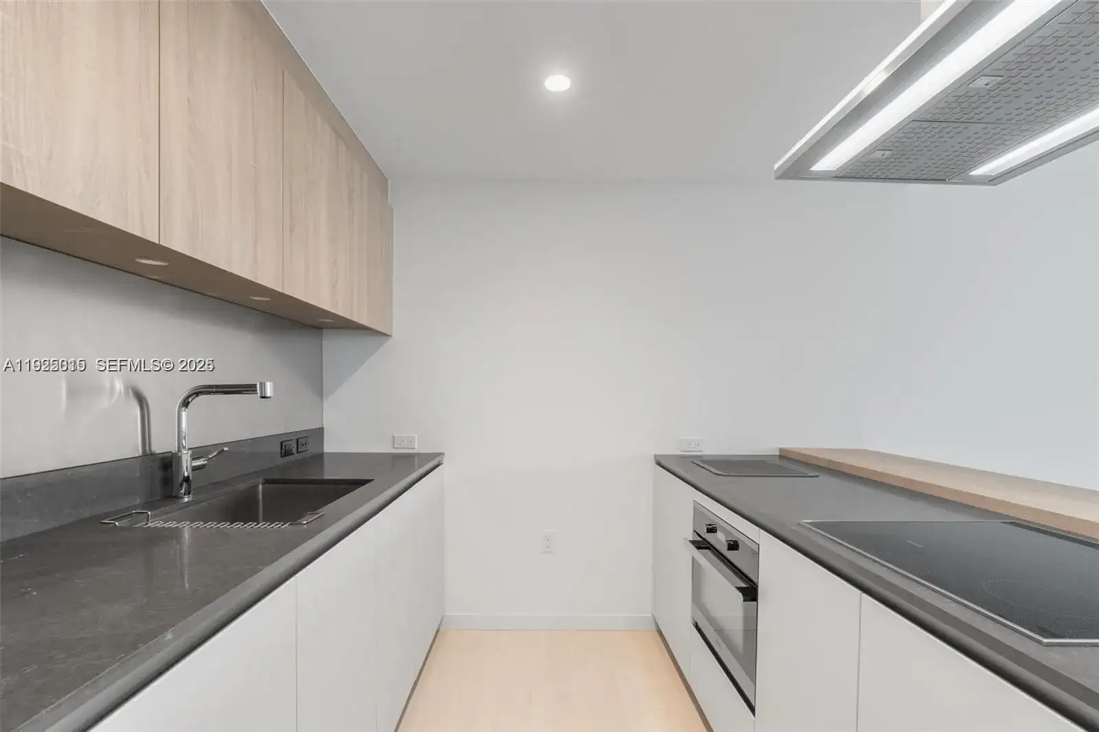 1000 Brickell Plz # 3310, Miami FL 33131 photo 4
