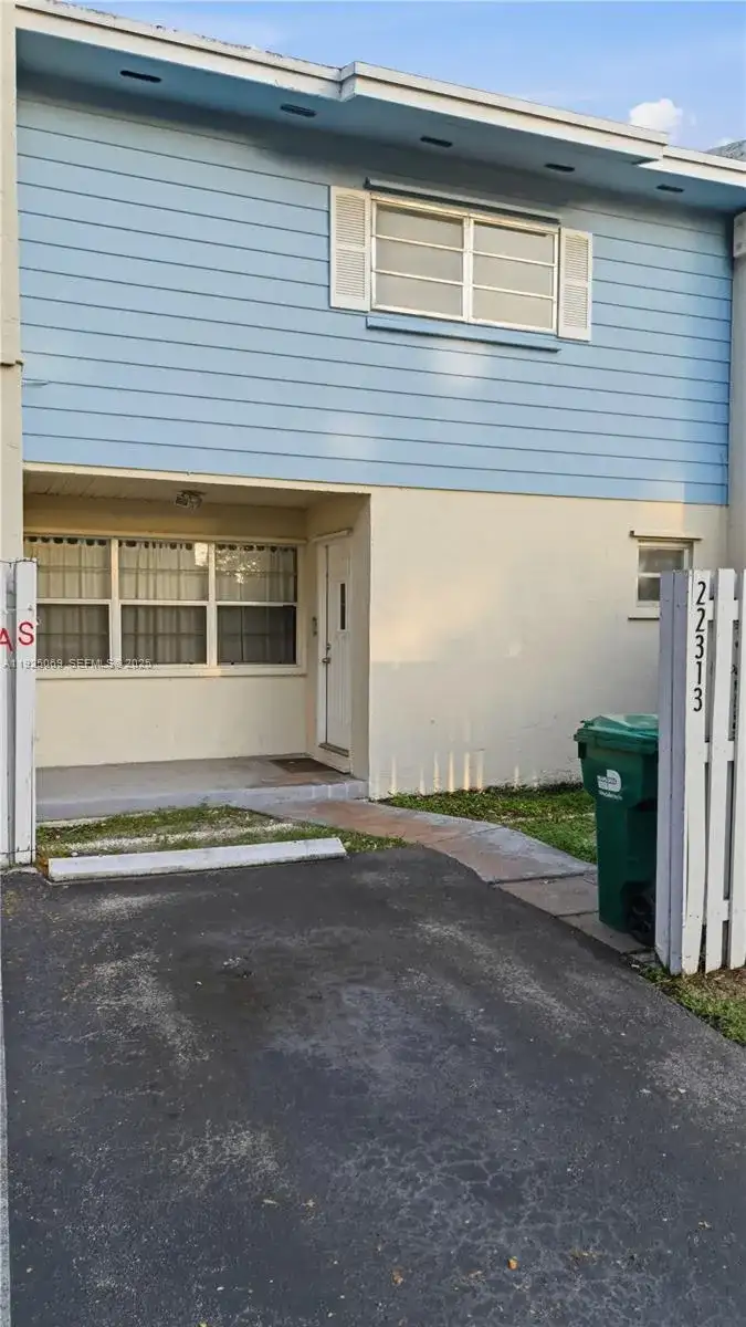 22313 SW 103rd Ct # 107, Cutler Bay FL 33190 photo 2
