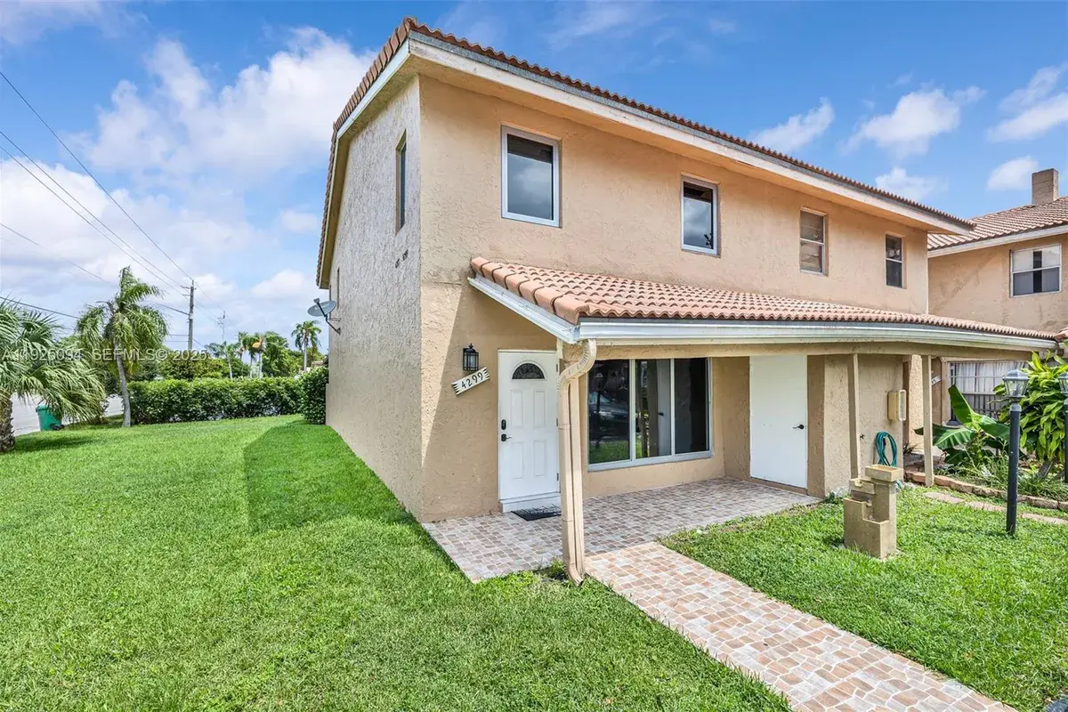 4299 Coral Springs Dr # 3A, Coral Springs FL 33065
