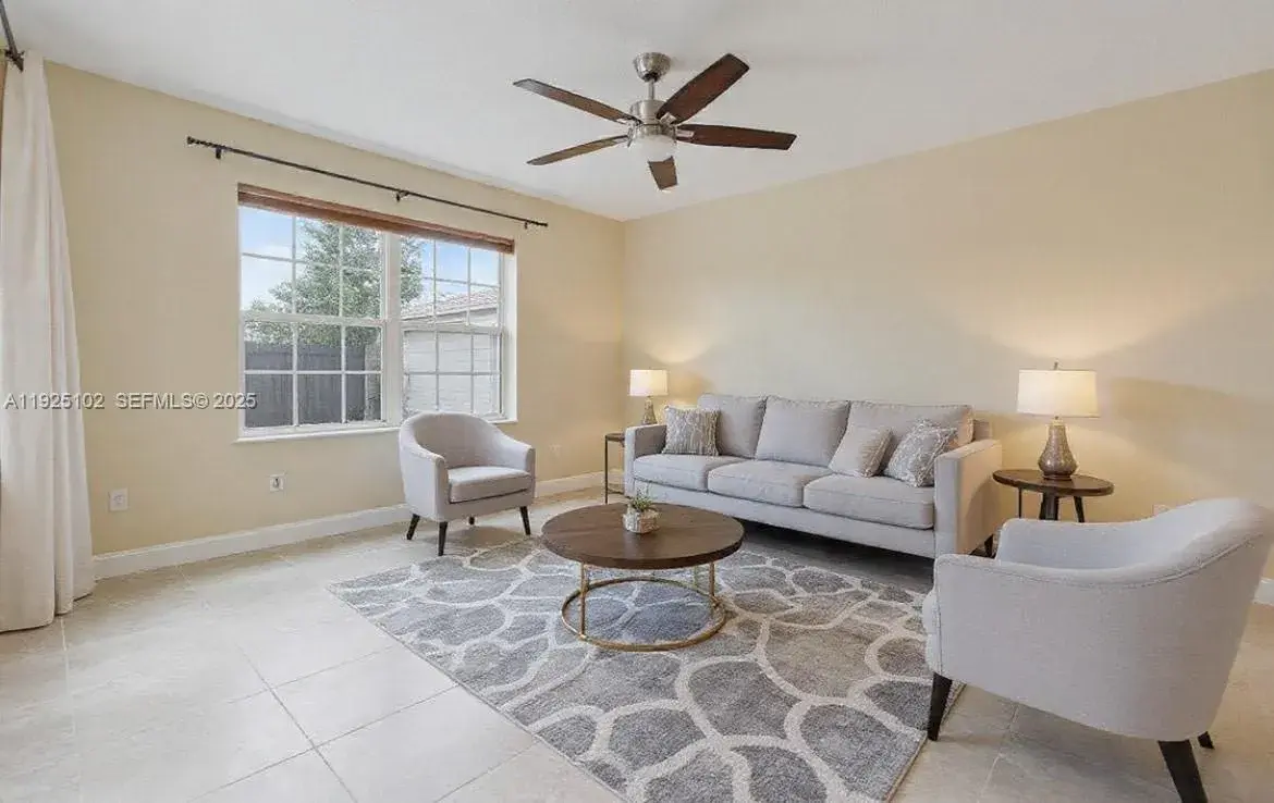 5310 NW 124th Way, Coral Springs FL 33076