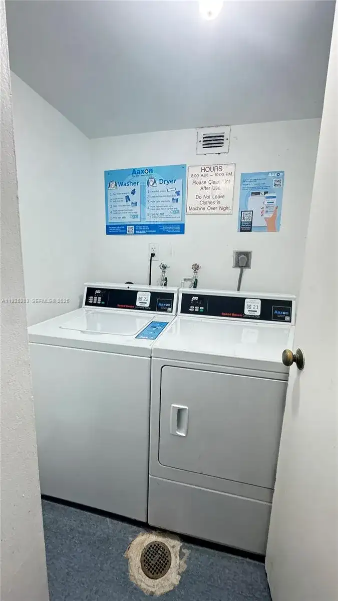 18061 Biscayne Blvd # 1203, Aventura FL 33160 photo 2
