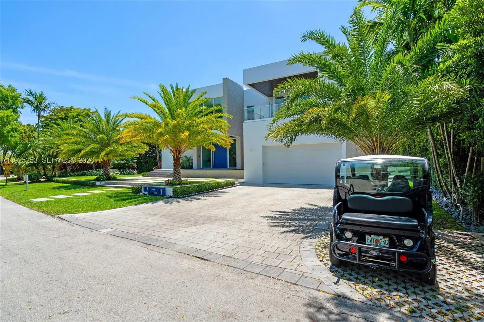 420 Island Dr, Key Biscayne FL 33149