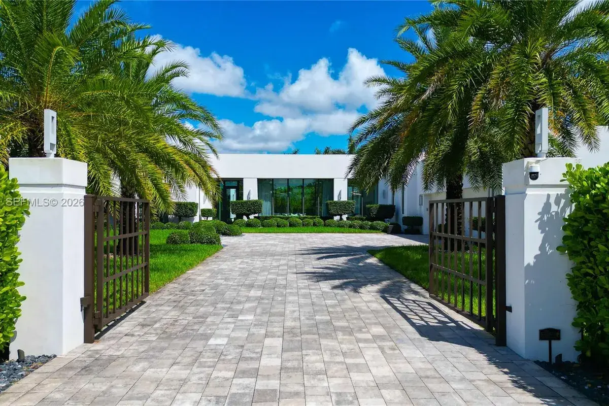 17125 Reserve Ct, Southwest Ranches FL 33331