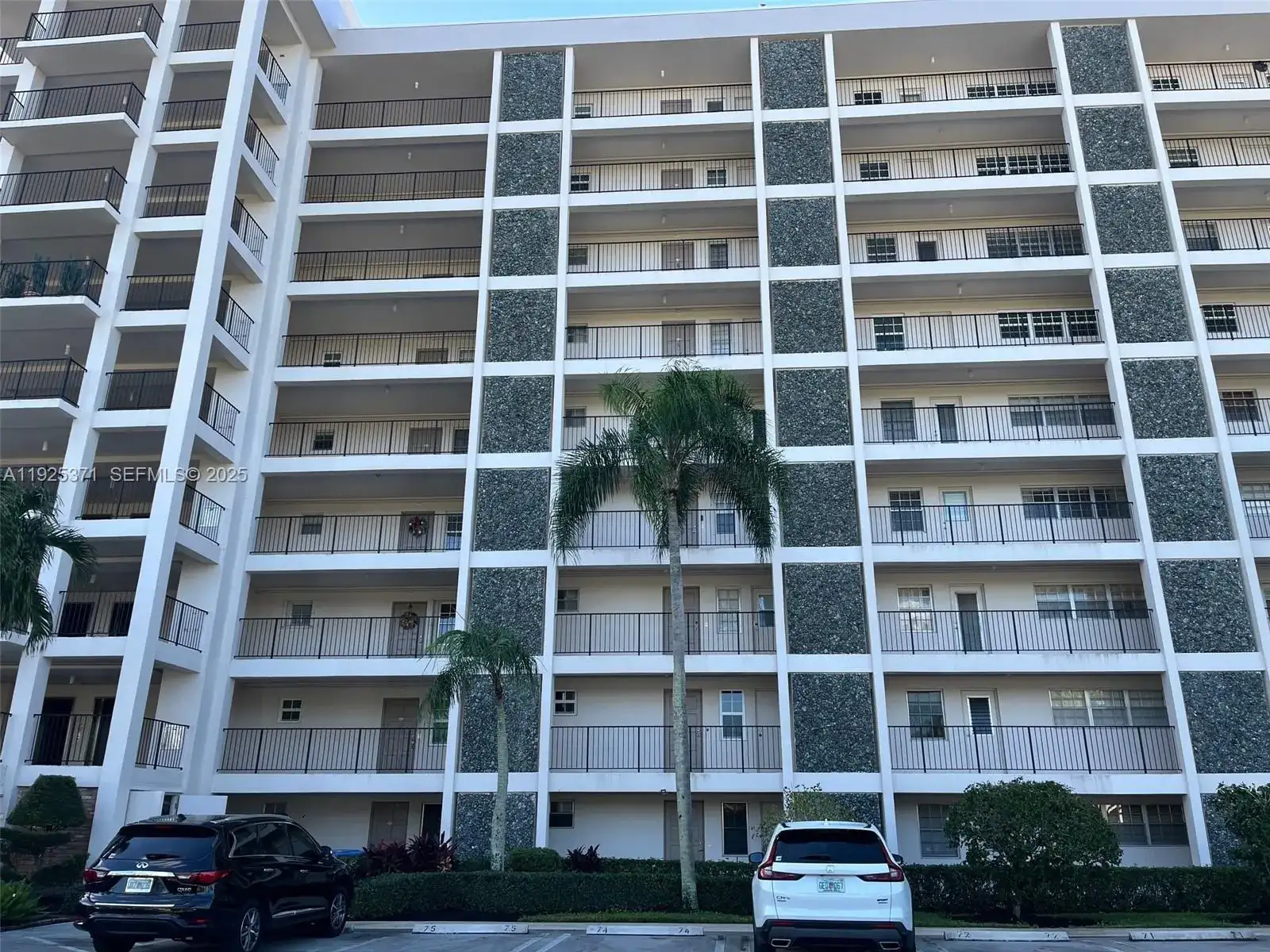 3100 N Palm Aire Dr # 104, Pompano Beach FL 33069 photo 5