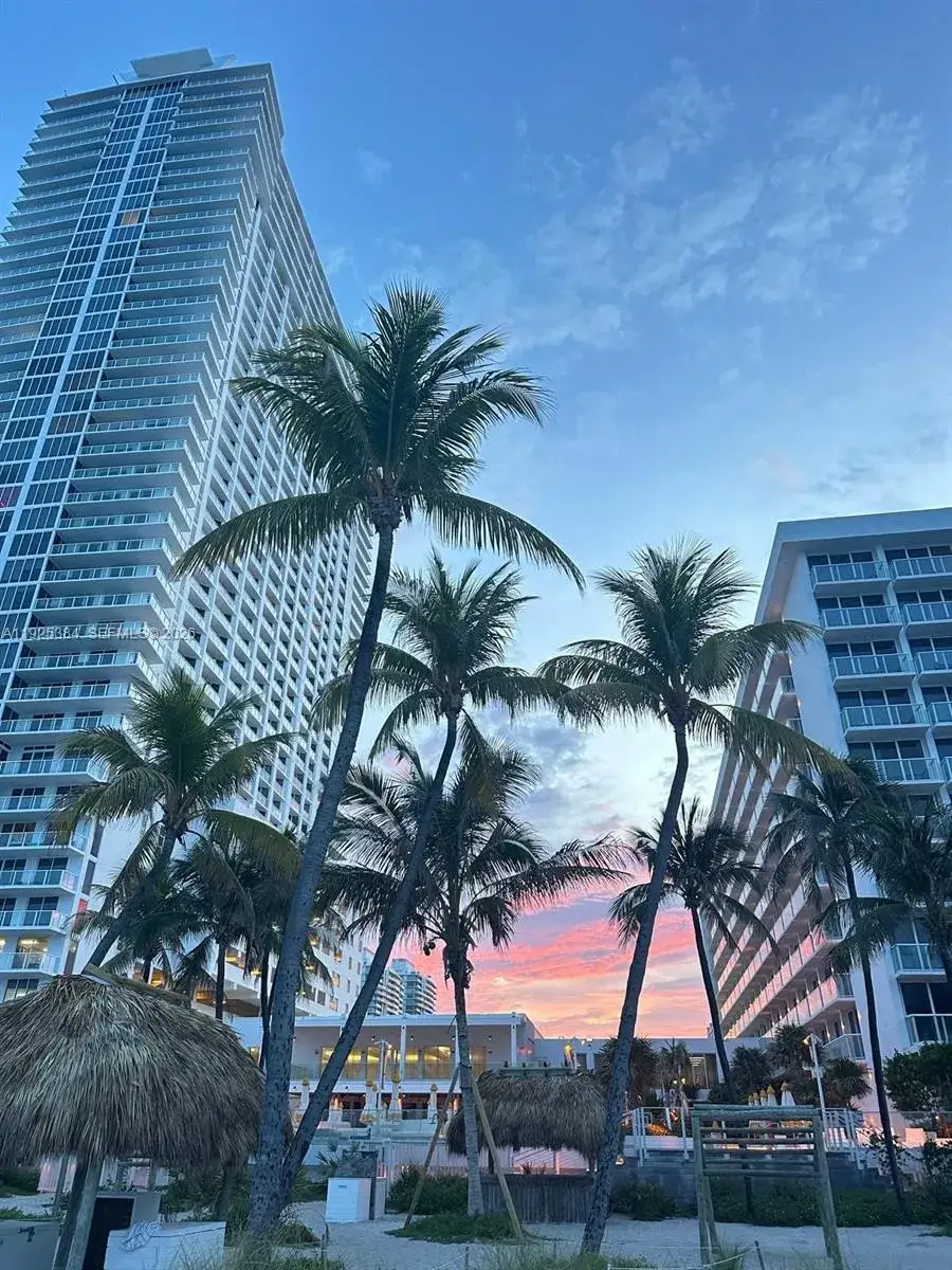 16699 Collins Ave # 2701, Sunny Isles Beach FL 33160