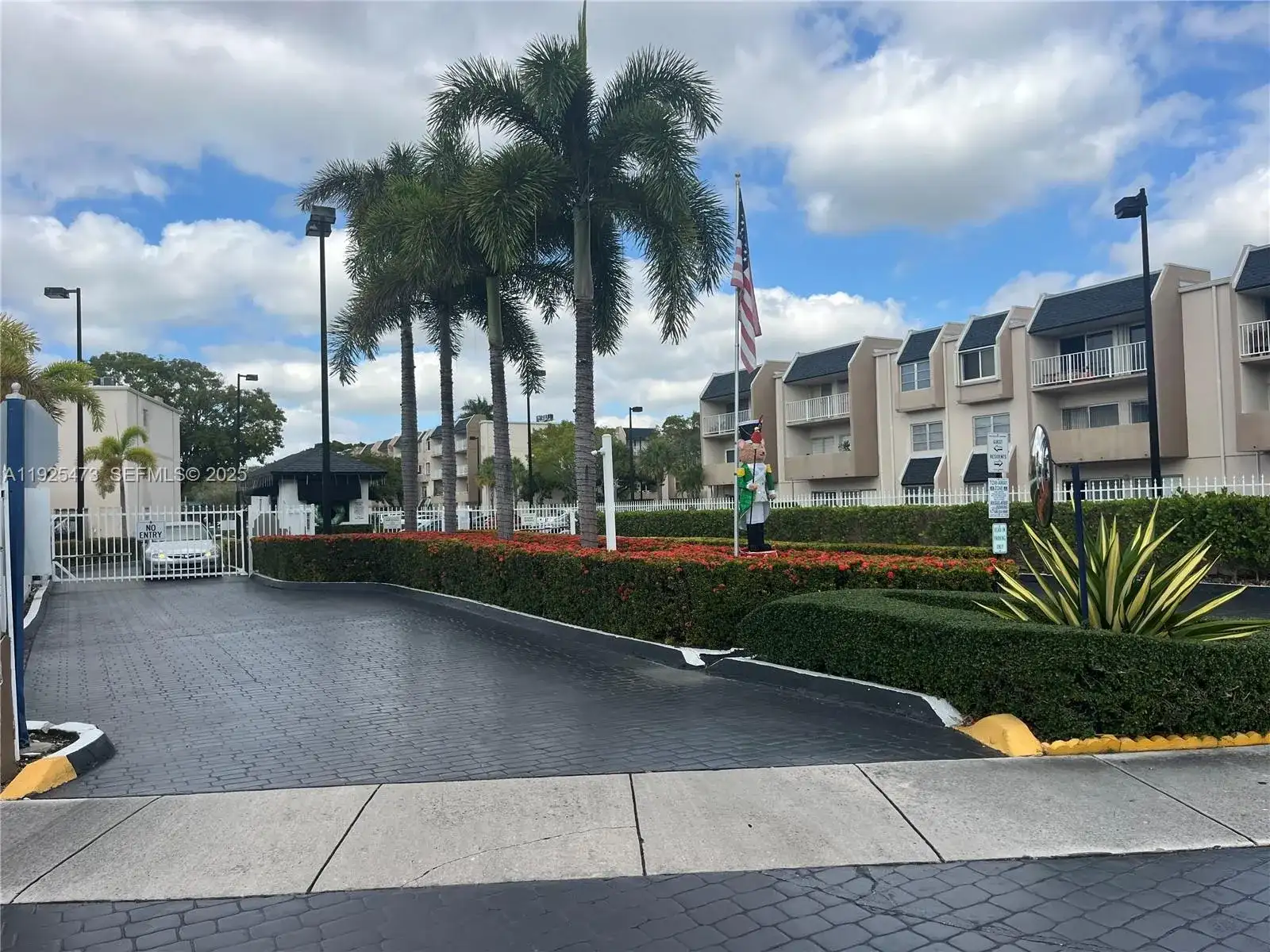 7725 SW 86th St # 314, Miami FL 33143 photo 3