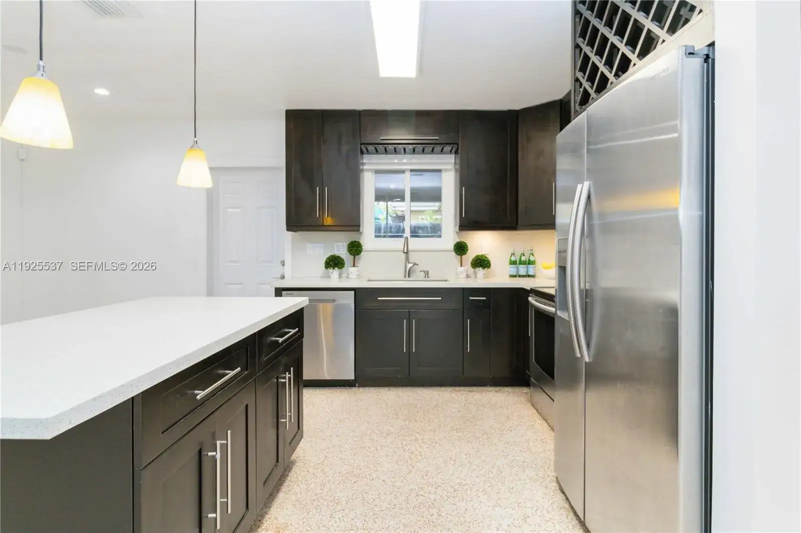2401 SW 31st Ave, Miami FL 33145 photo 3