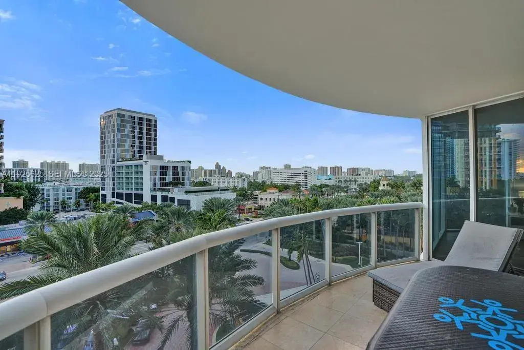 17555 Collins Ave # 704, Sunny Isles Beach FL 33160