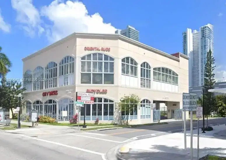 2801 BISCAYNE BLVD, Miami FL 33137