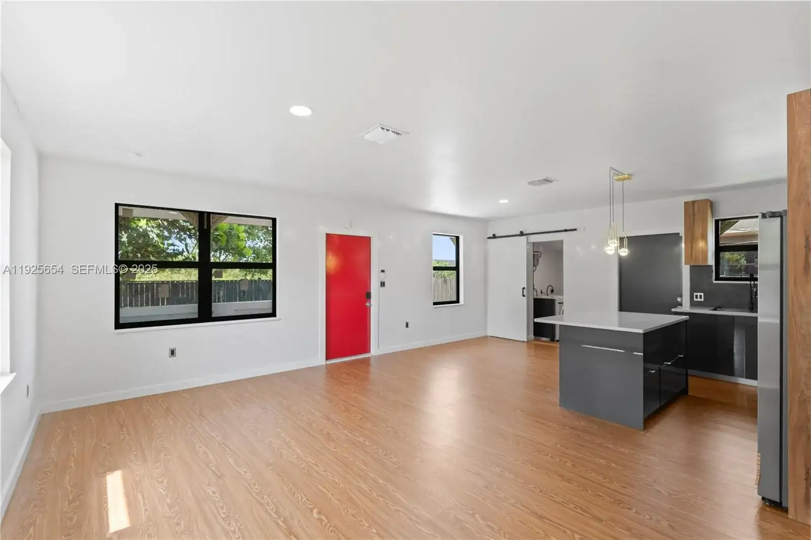 1745 NW 151st St, Miami Gardens FL 33054 photo 3