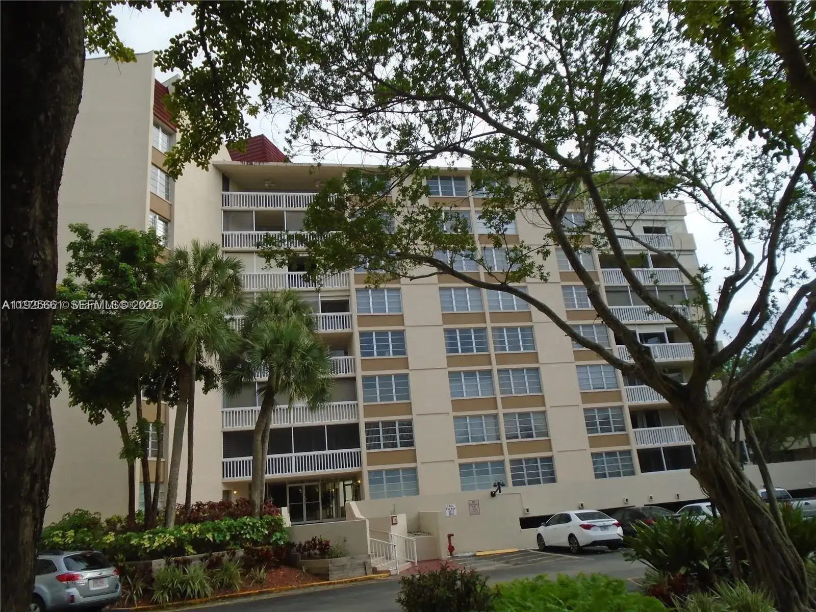 6921 Environ Blvd # 4P, Lauderhill FL 33319 photo 5