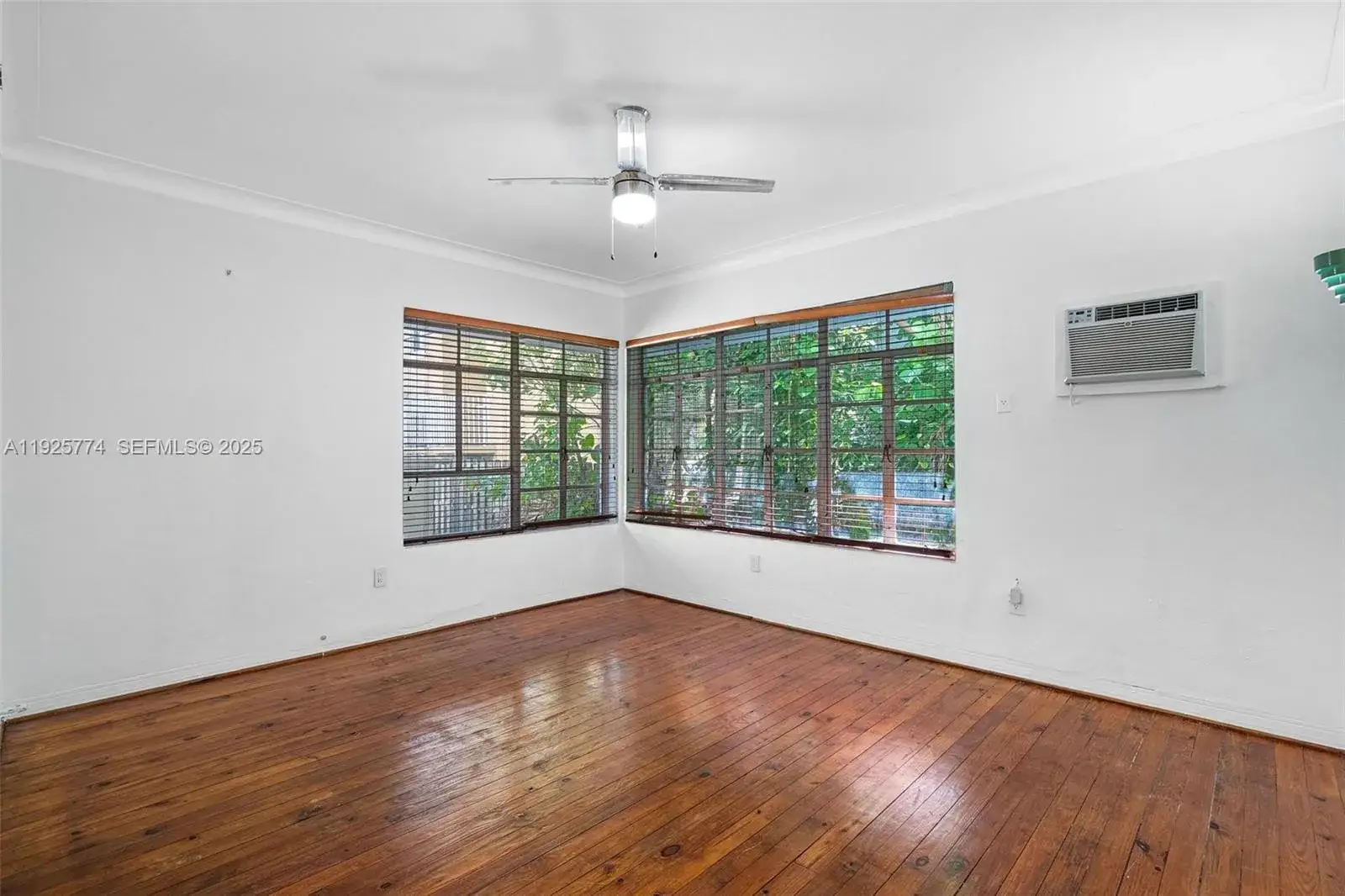 1 bath Residential for sale at 1611 Euclid Ave # 8, Miami Beach FL 33139