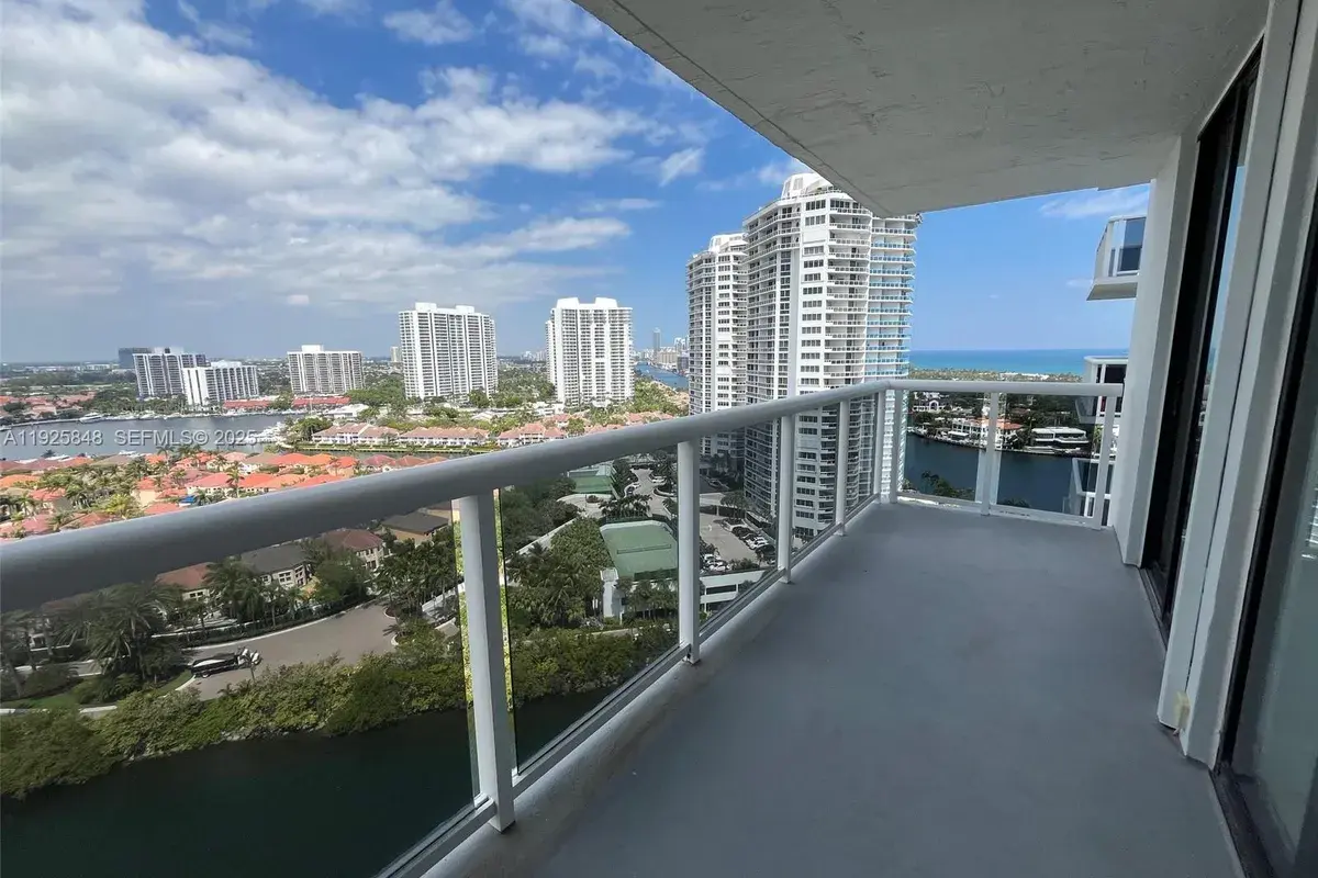 20505 E Country Club Dr # 2132, Aventura FL 33180