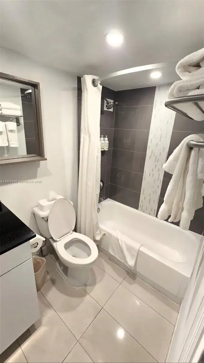 19201 Collins Ave # 1126, Sunny Isles Beach FL 33160