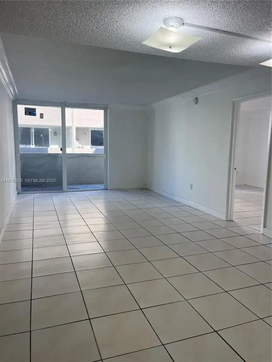 10000 nw 80 ct # 2301, Hialeah Gardens FL 3301 photo 5