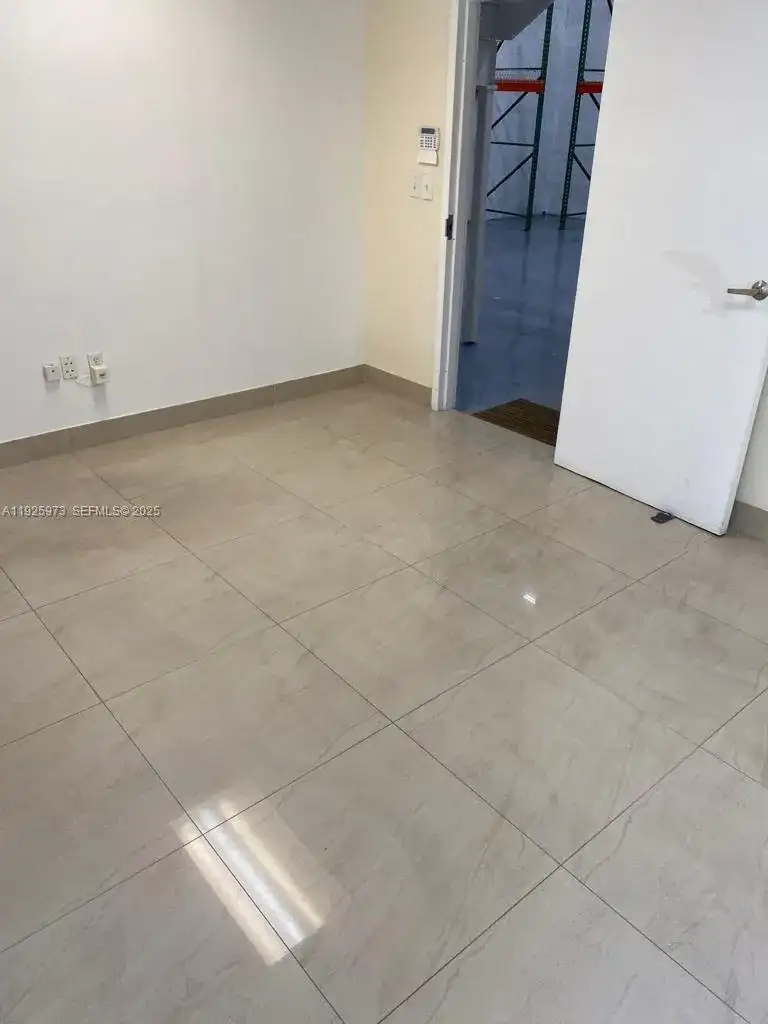 5930 NW 99th Ave # 4, Doral FL 33178 photo 2