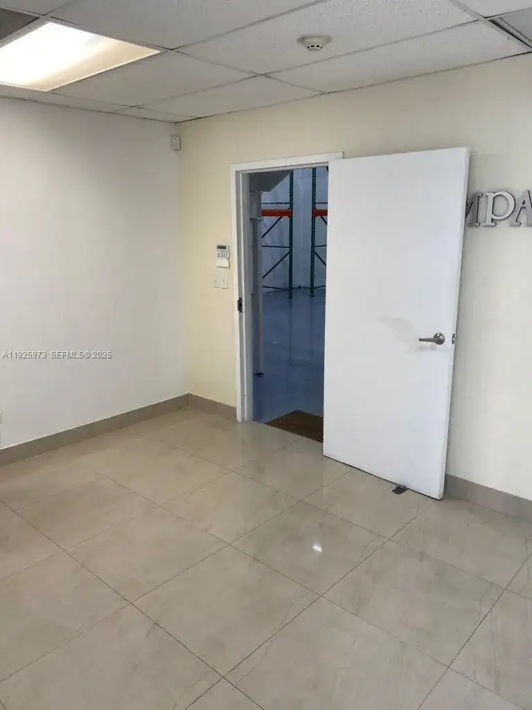 5930 NW 99th Ave # 4, Doral FL 33178 photo 3