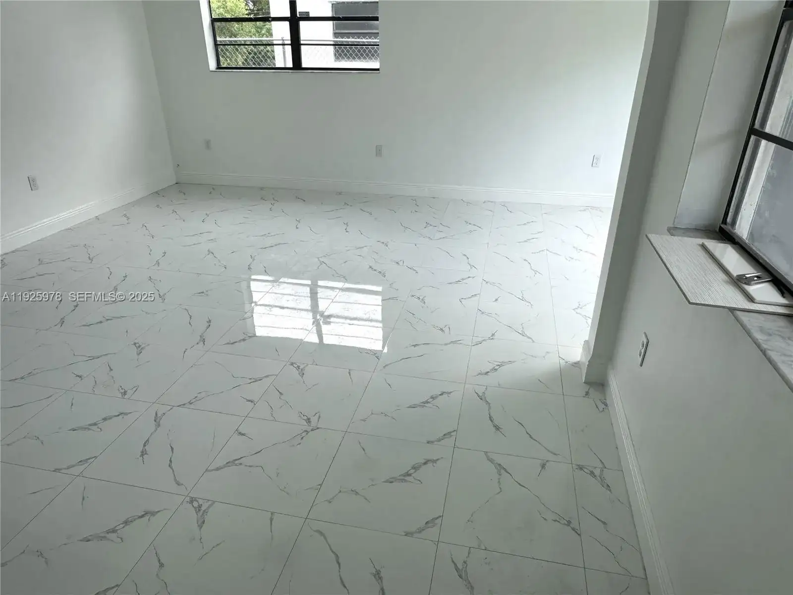 10840 SW 222nd Dr, Miami FL 33170 photo 3