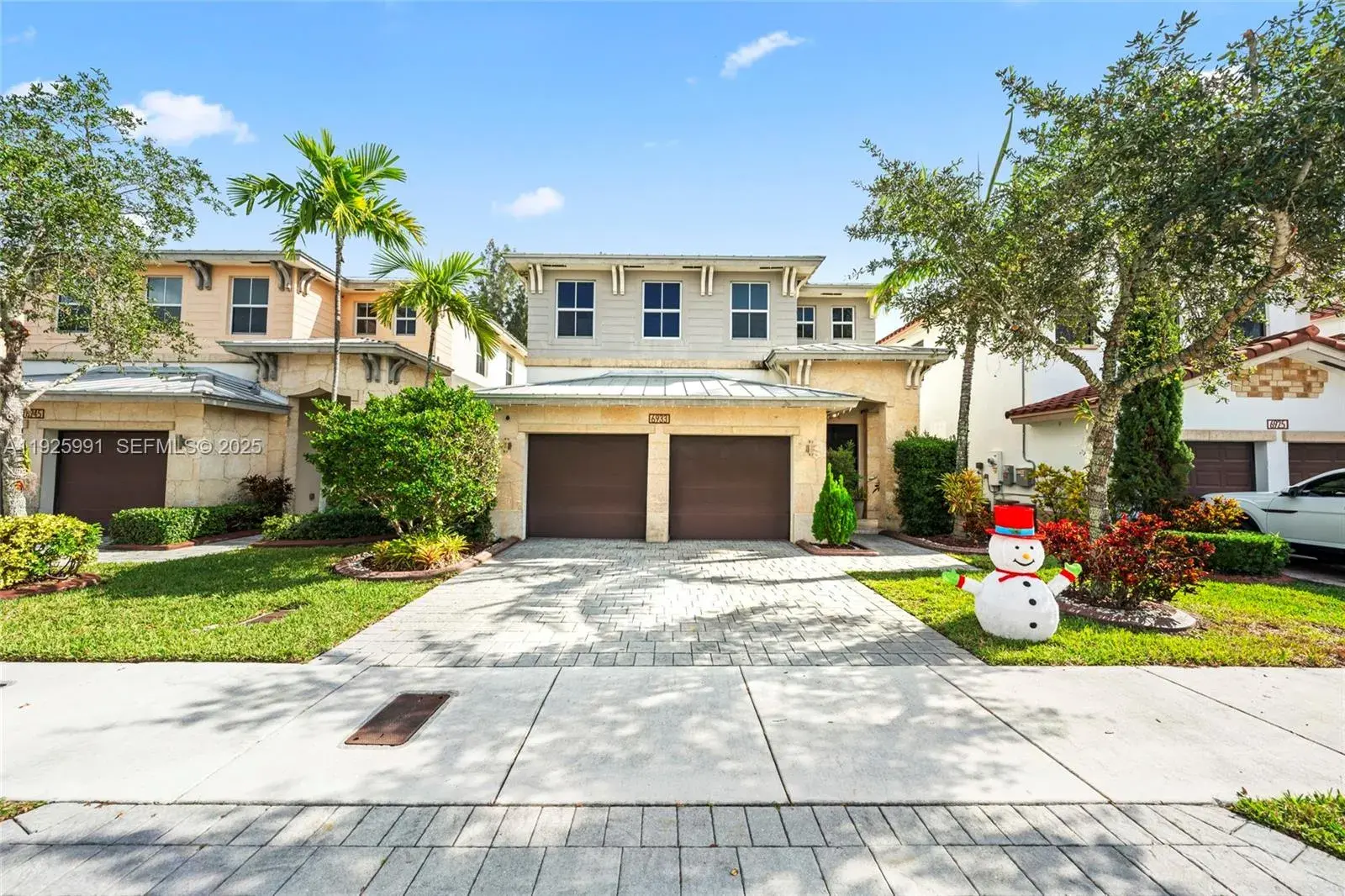 6933 NW 104th Ct, Doral FL 33178