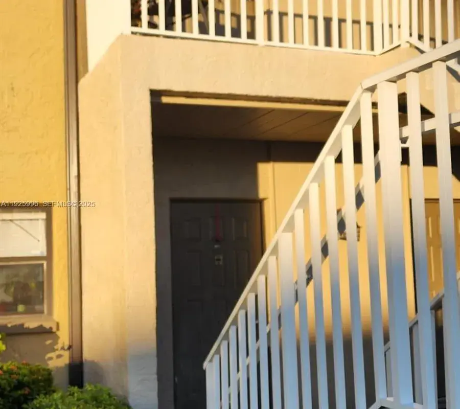 4789 ORANGE GROVE BLVD # 5, Fort Myers FL 33903