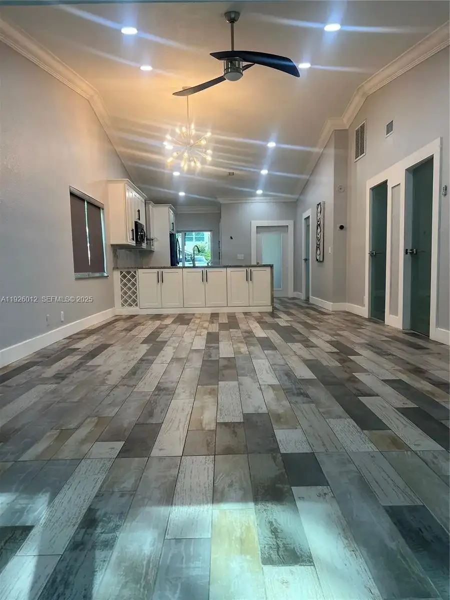1070 NW 53rd St, Deerfield Beach FL 33064 photo 3