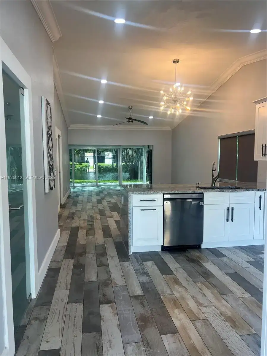 1070 NW 53rd St, Deerfield Beach FL 33064 photo 4