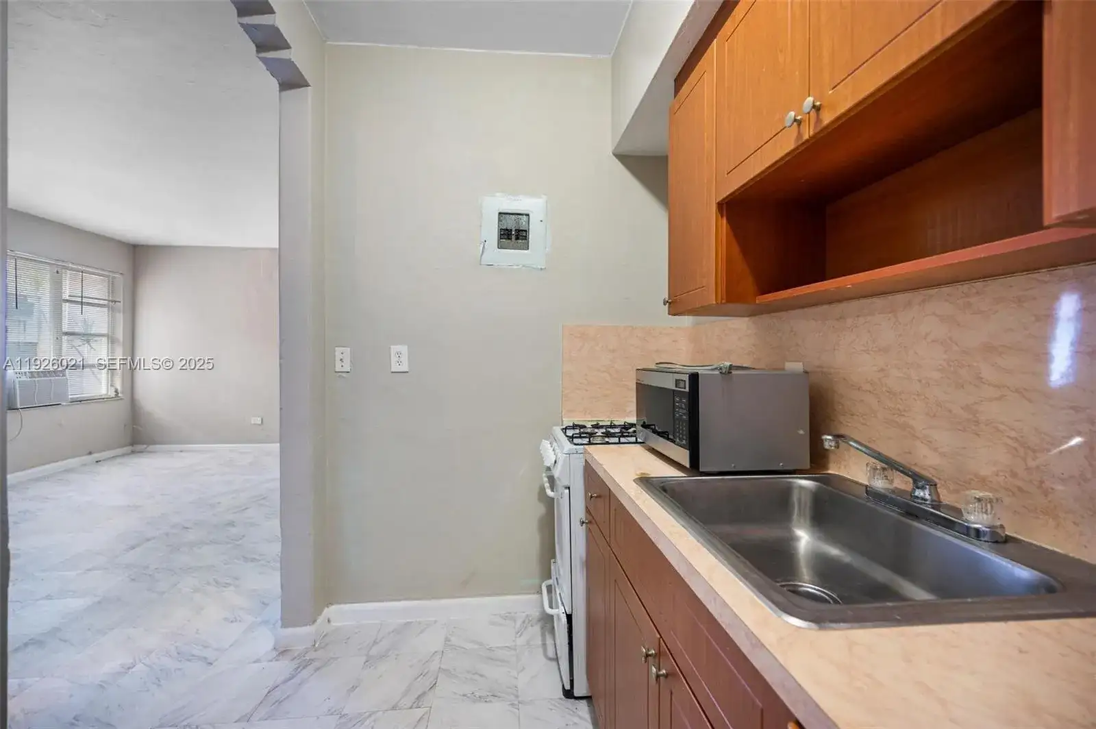 825 Alton Rd # 2, Miami Beach FL 33139 photo 5