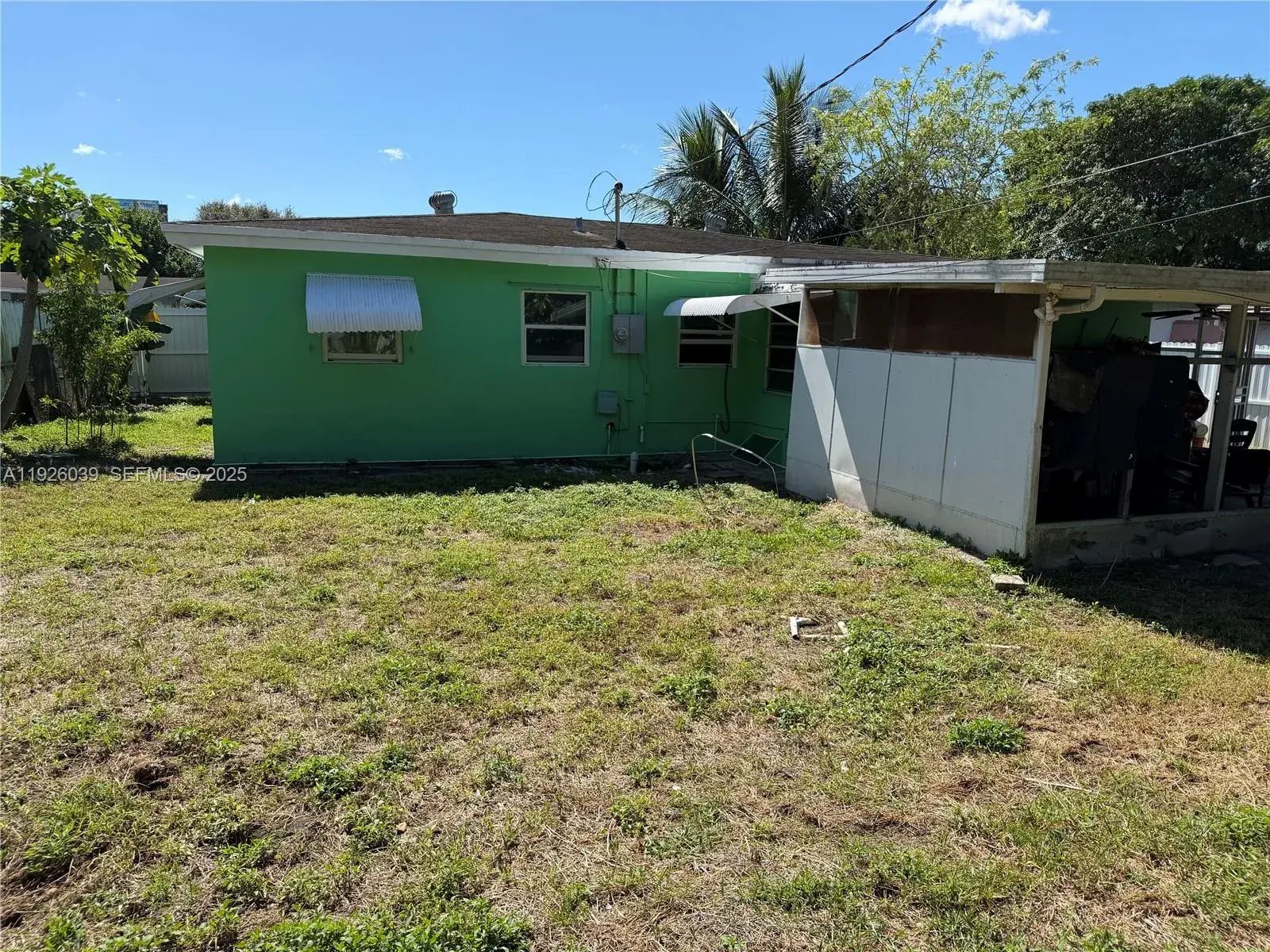 6239 Grant Ct, Hollywood FL 33024