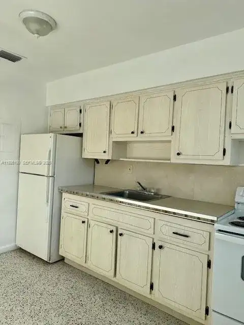129 NE 80th Ter # 8, Miami FL 33138 photo 2