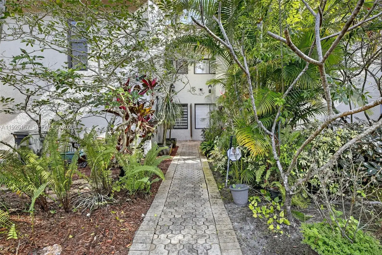9703 N New River Canal Rd # 103, Plantation FL 33324 photo 2