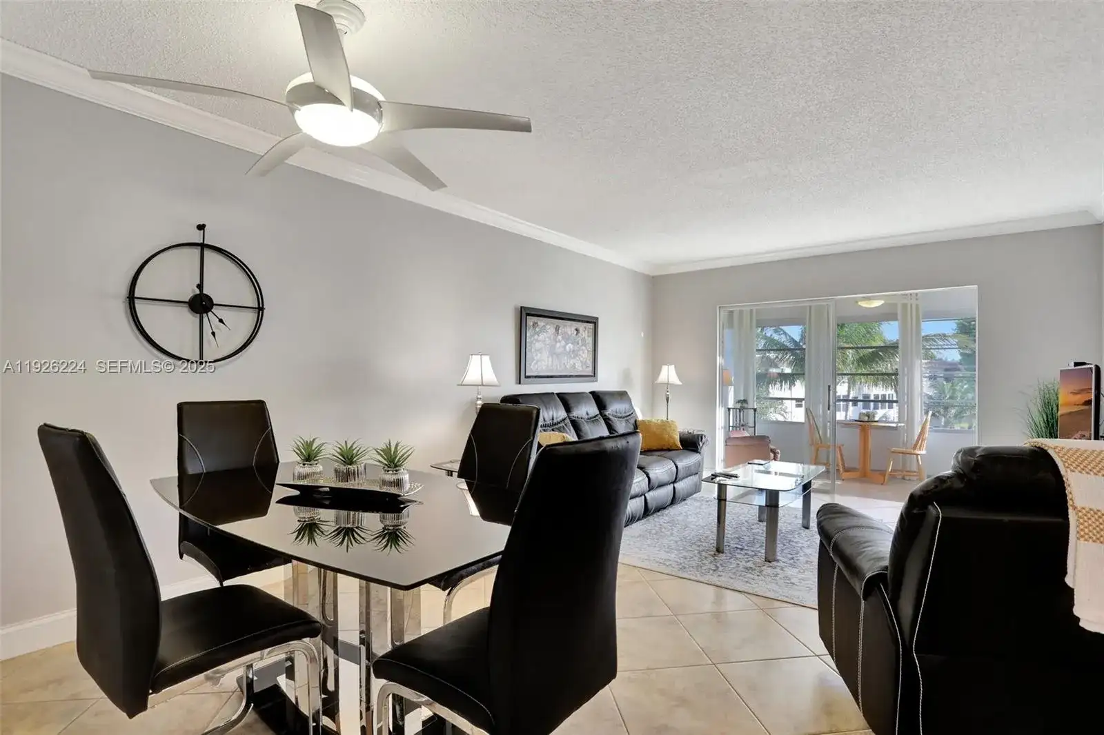 4806 NW 36th St # 605, Lauderdale Lakes FL 33319 photo 2