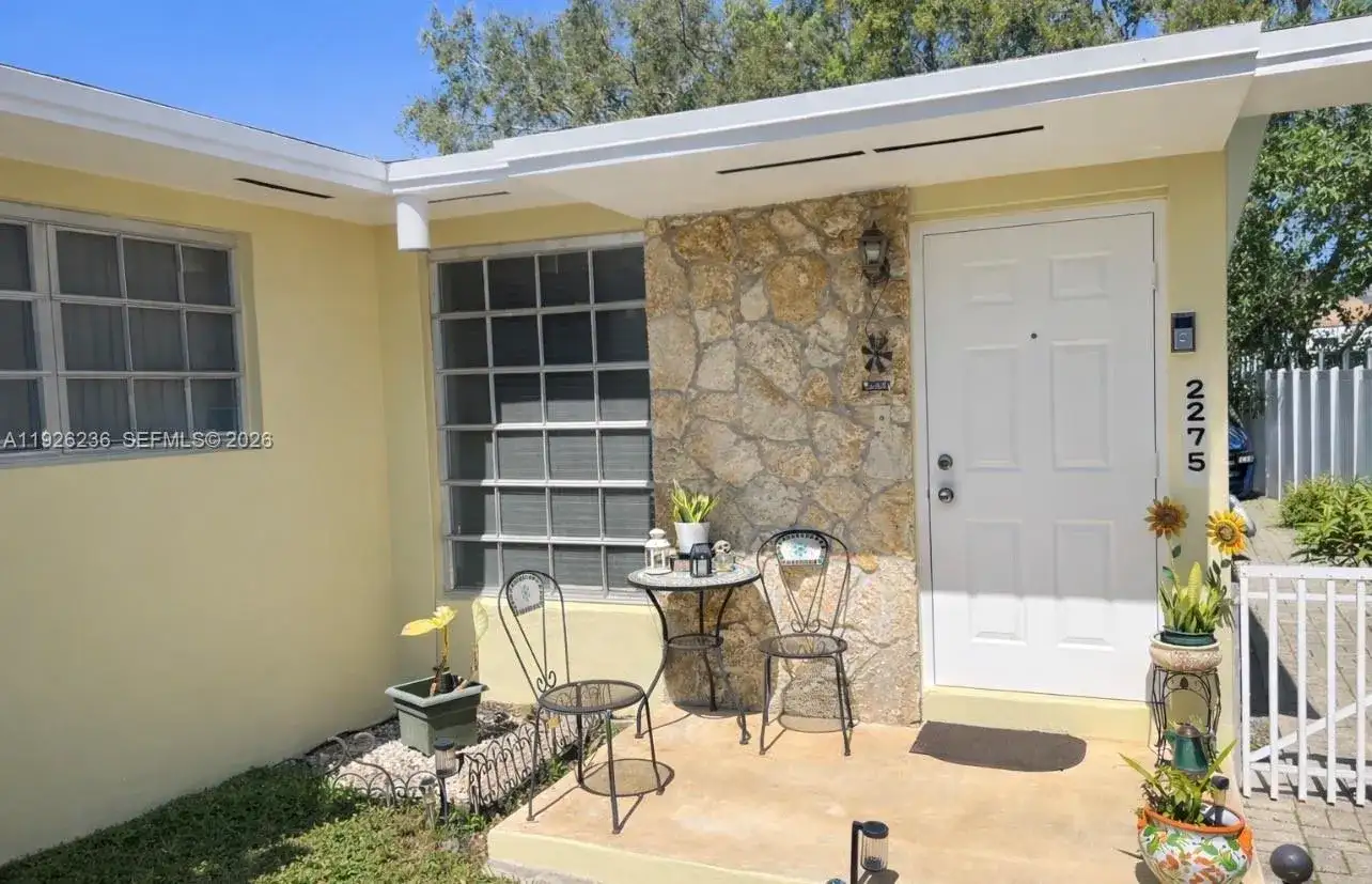 2275 SW 15th St, Miami FL 33145 photo 3