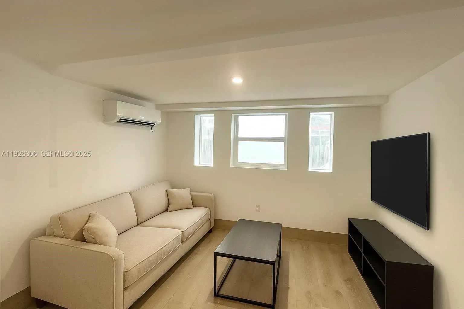 817 Tyler St # 9, Hollywood FL 33019