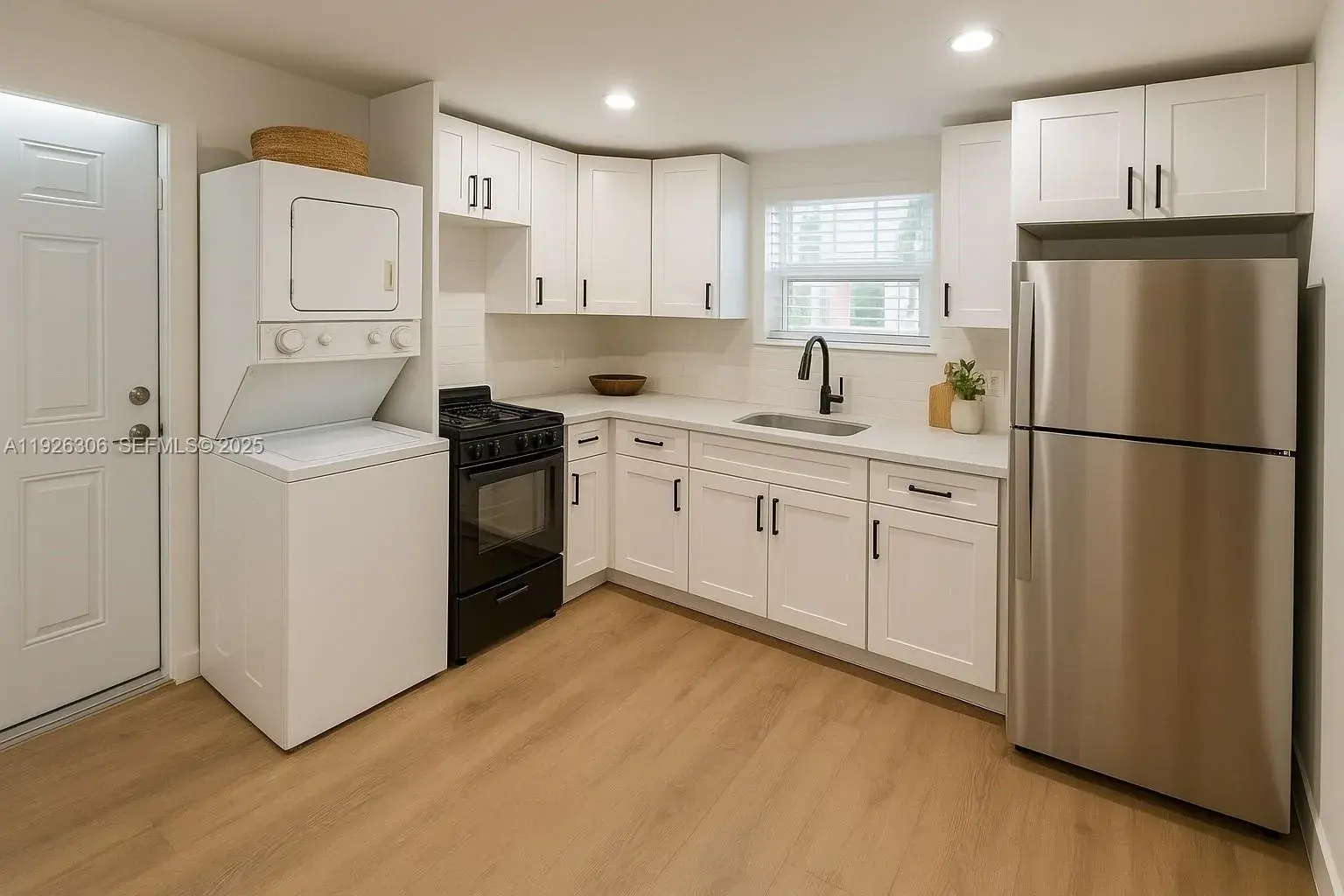 817 Tyler St # 9, Hollywood FL 33019