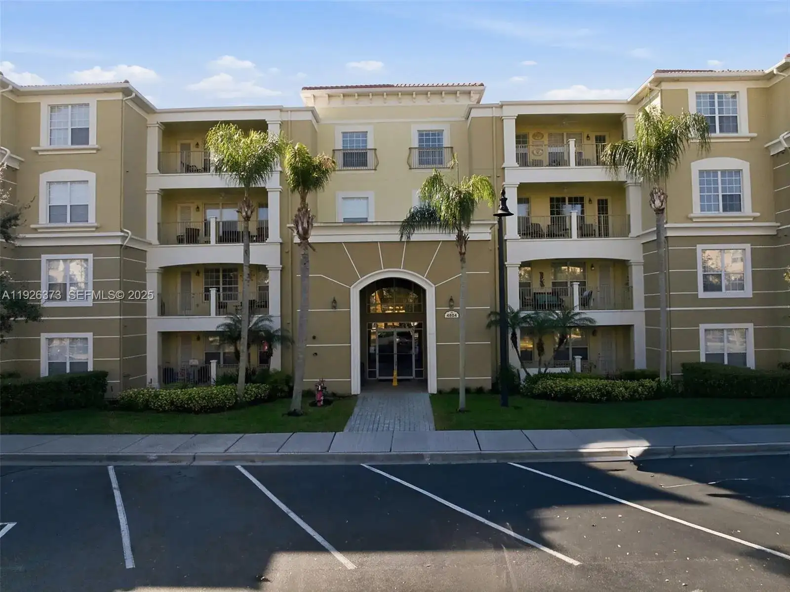 4804 Cayview Ave # 40712, Orlando FL 32819 photo 2
