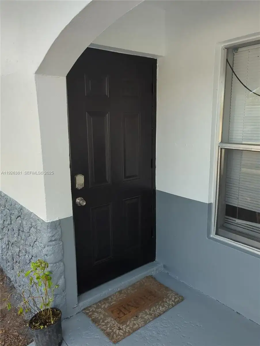 7610 SW 10th St # 1, North Lauderdale FL 33068 photo 2
