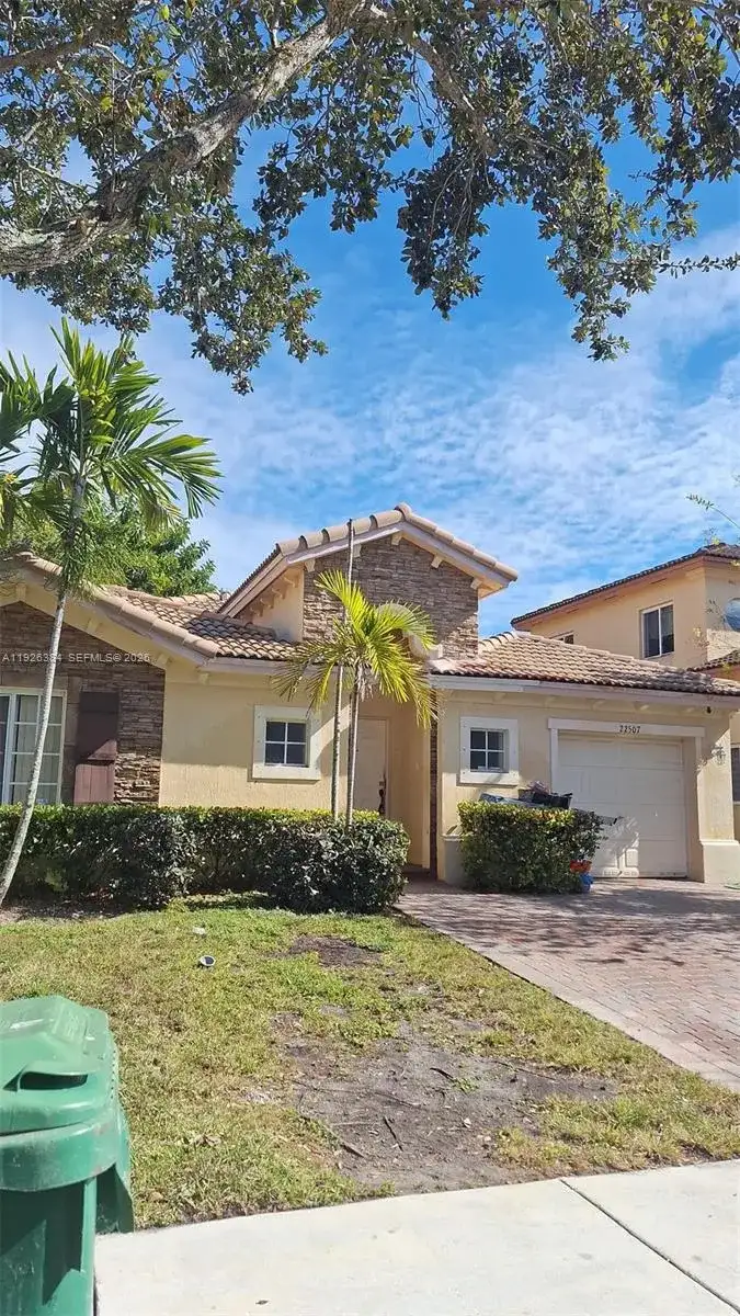 22507 SW 94th Path, Cutler Bay FL 33190 photo 3