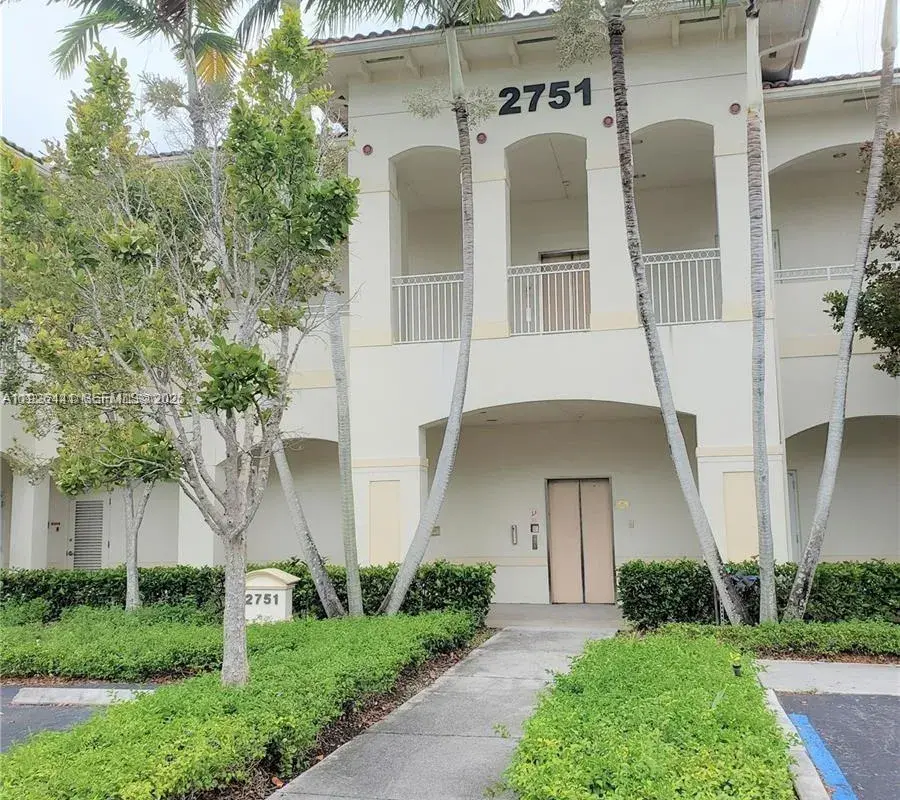 2751 Executive Park Dr # 202, Weston FL 33331