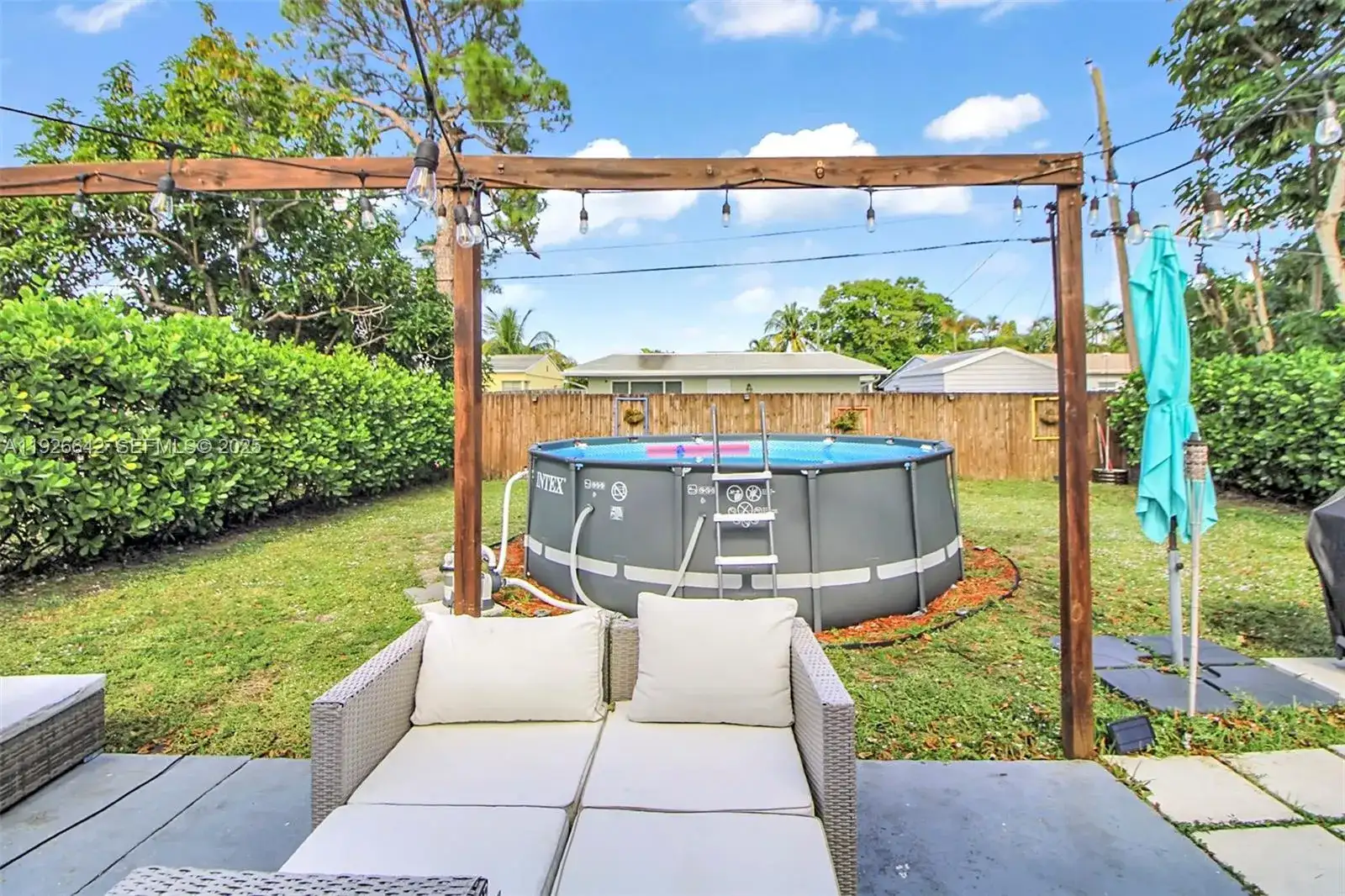201 NW 51st Ct, Oakland Park FL 33309 photo 5