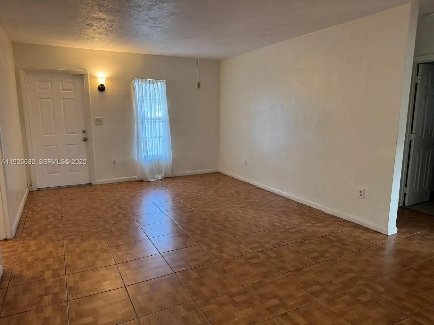19354 NW 28th Ct, Miami Gardens FL 33056 photo 5
