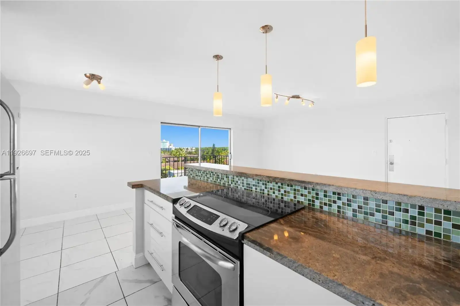 16508 NE 26th Ave # 601, North Miami Beach FL 33160 photo 5