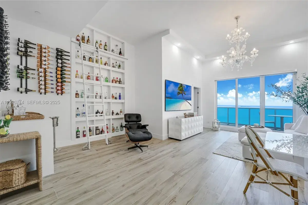 2301 Collins Ave # 1625, Miami Beach FL 33139