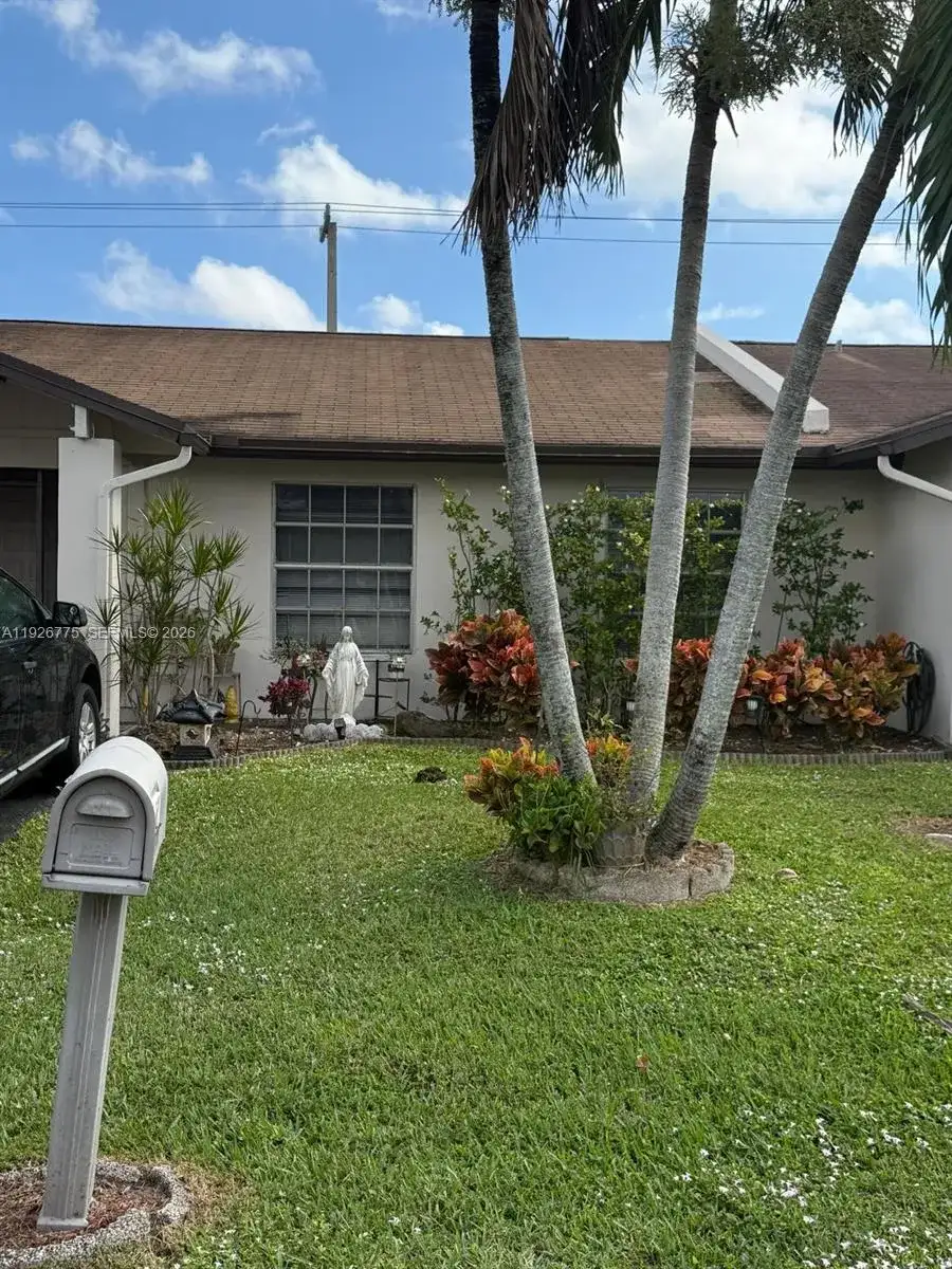 15708 Bottlebrush Cir, Delray Beach FL 33484 photo 2