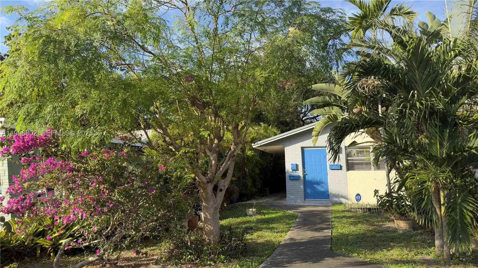 274 SW 9th St, Dania Beach FL 33004