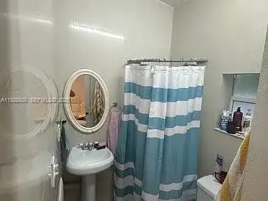 251 NW 40th Ct # 3, Miami FL 33126 photo 3