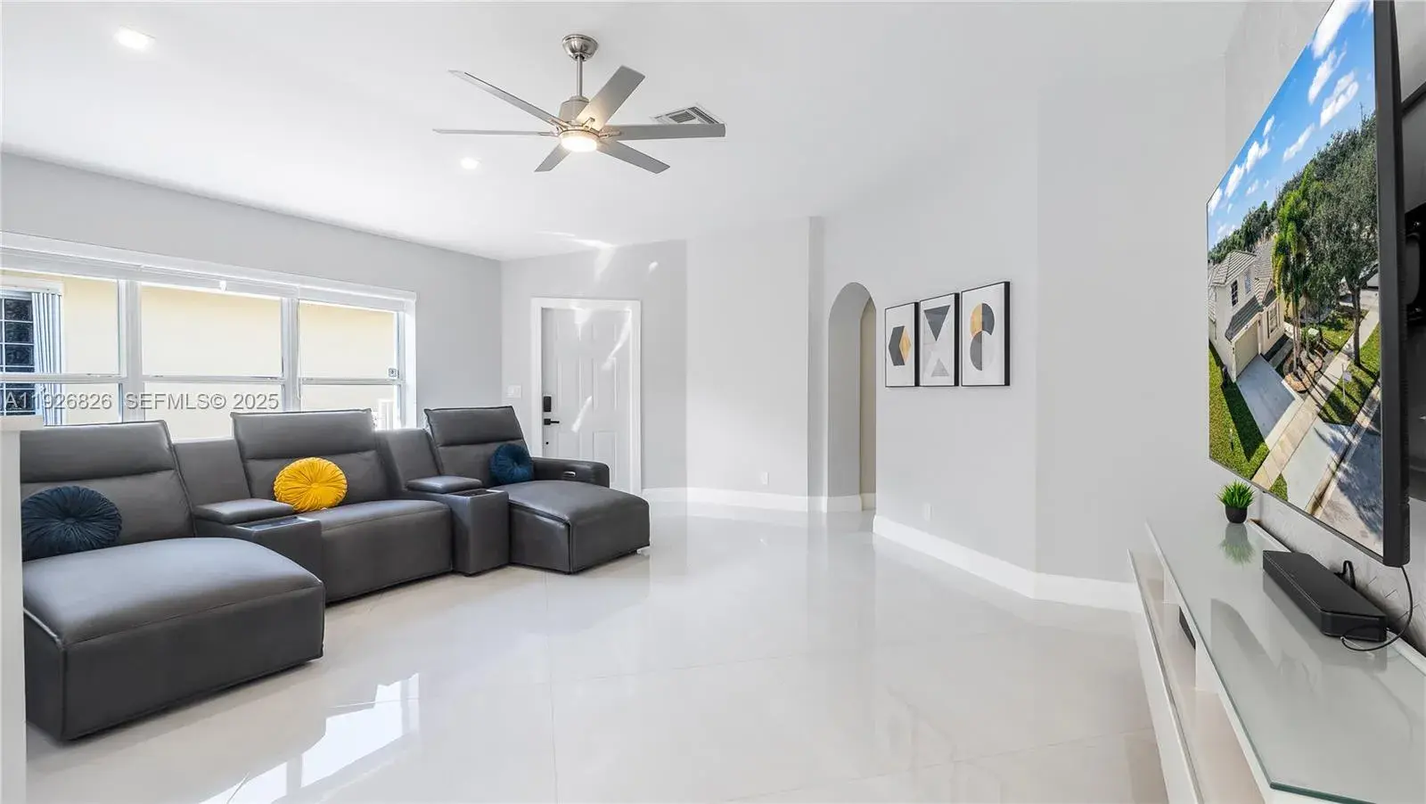4908 Lombard Pass Dr, Lake Worth FL 33463