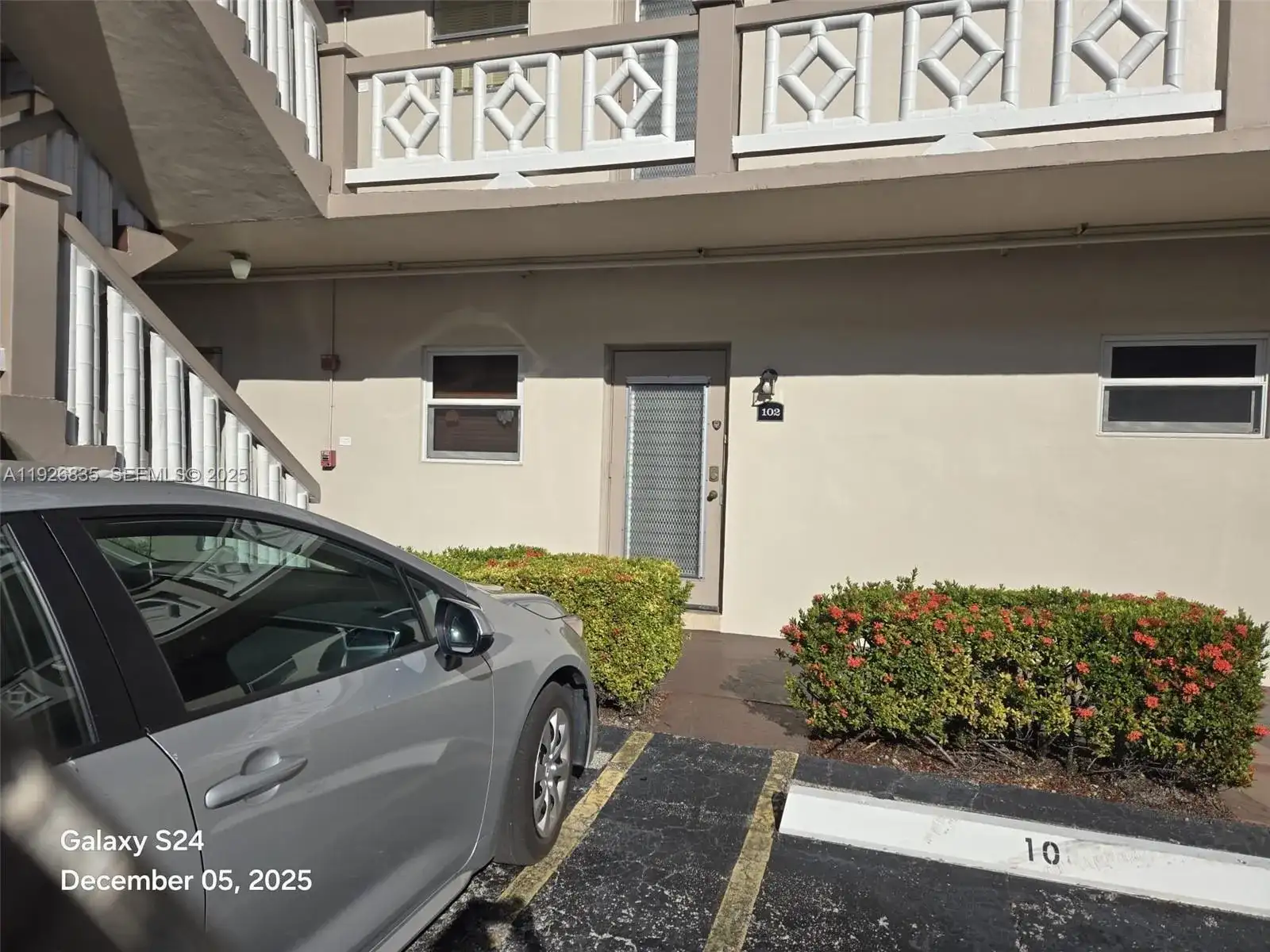 5181 W Oakland Park Blvd # 102, Lauderdale Lakes FL 33313 photo 3